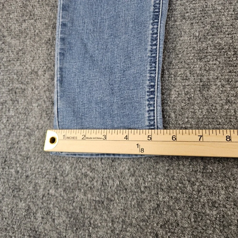 White‎ House Black Market WHBM Straight Leg Jeans Light Wash Blue Size 2